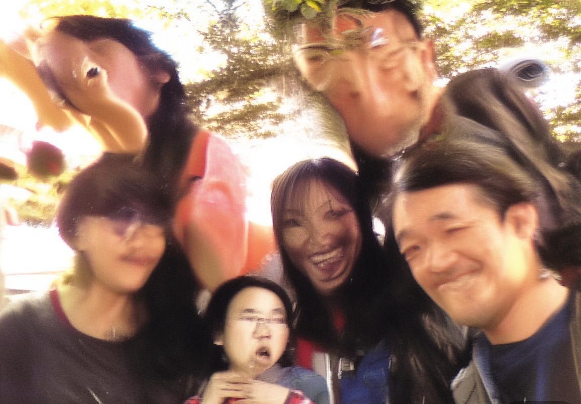 贝里对布流浪：足球盛宴中的战术对决与团队精神解析(图2)